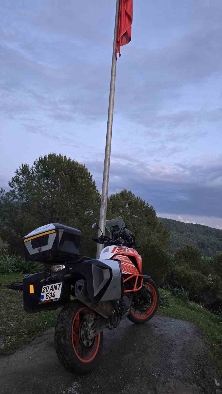 Kayıp motorcu ormanlık alanda kafasından vurulmuş halde bulundu
