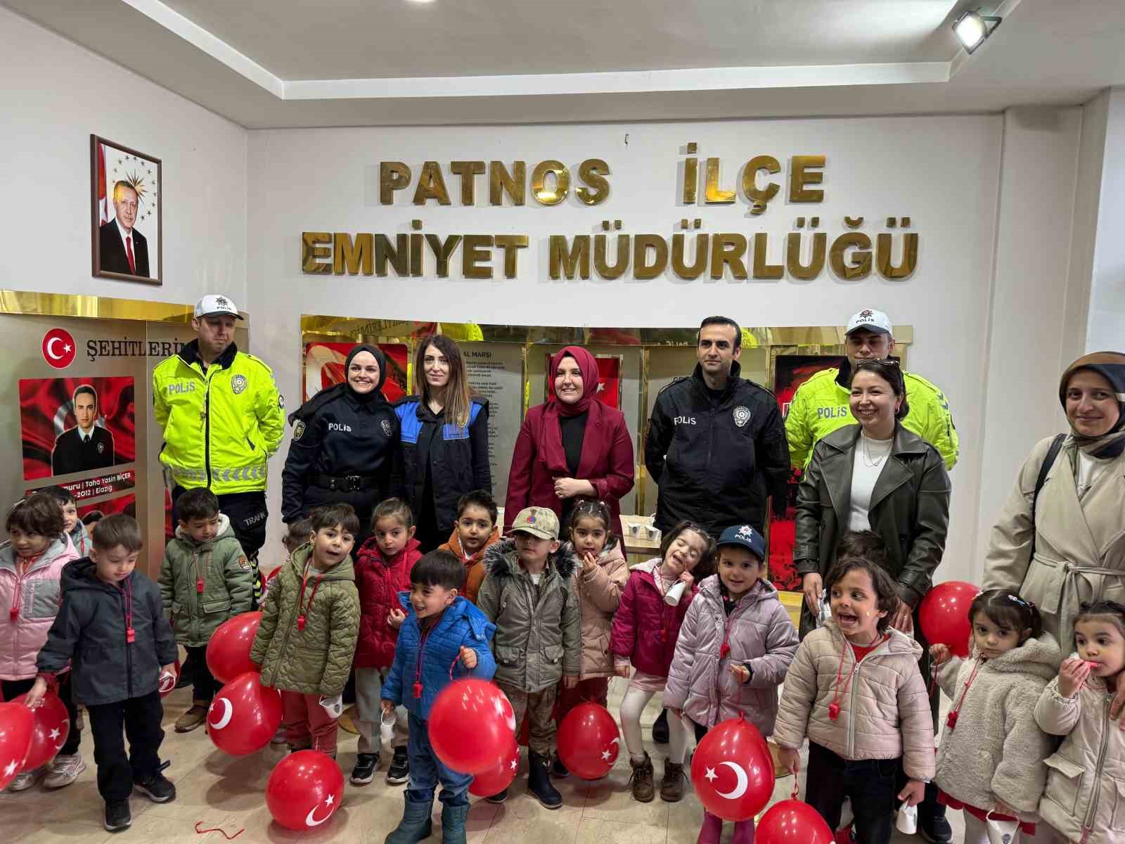 Anaokulu Öğrencileri İlçe Emniyet Müdürlüğünü ziyaret etti