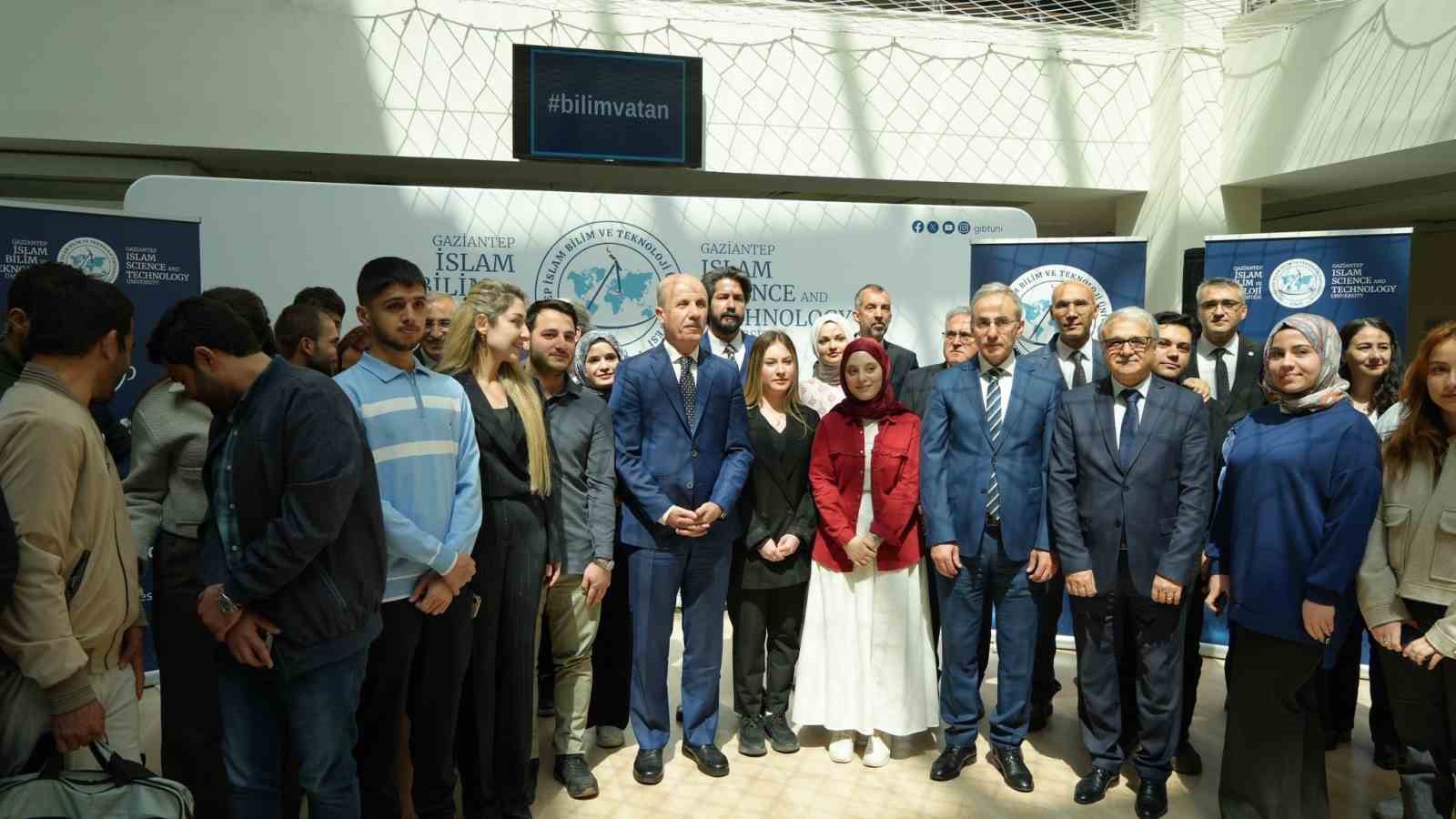 Y&Ouml;K Başkanı Prof. Dr. Erol &Ouml;zvar&rsquo;ın katılımıyla &rsquo;GİBT&Uuml; Bilim Kafe&rsquo; a&ccedil;ıldı
