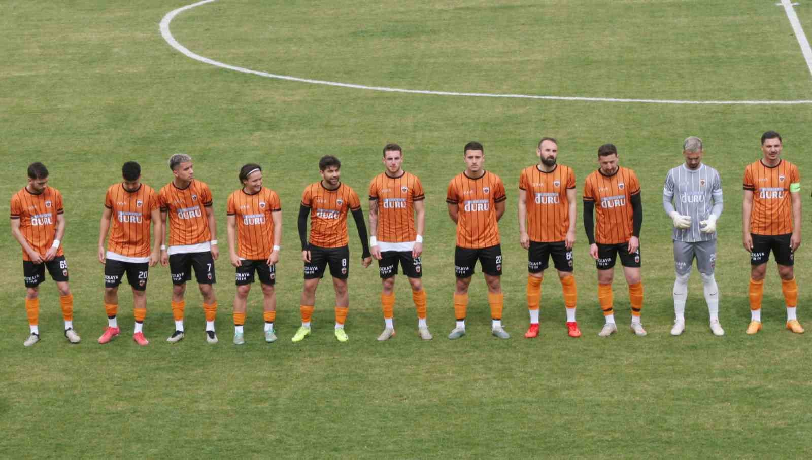 Bozüyük Vitraspor zorlu Gölcükspor deplasmandan 1 puanla döndü