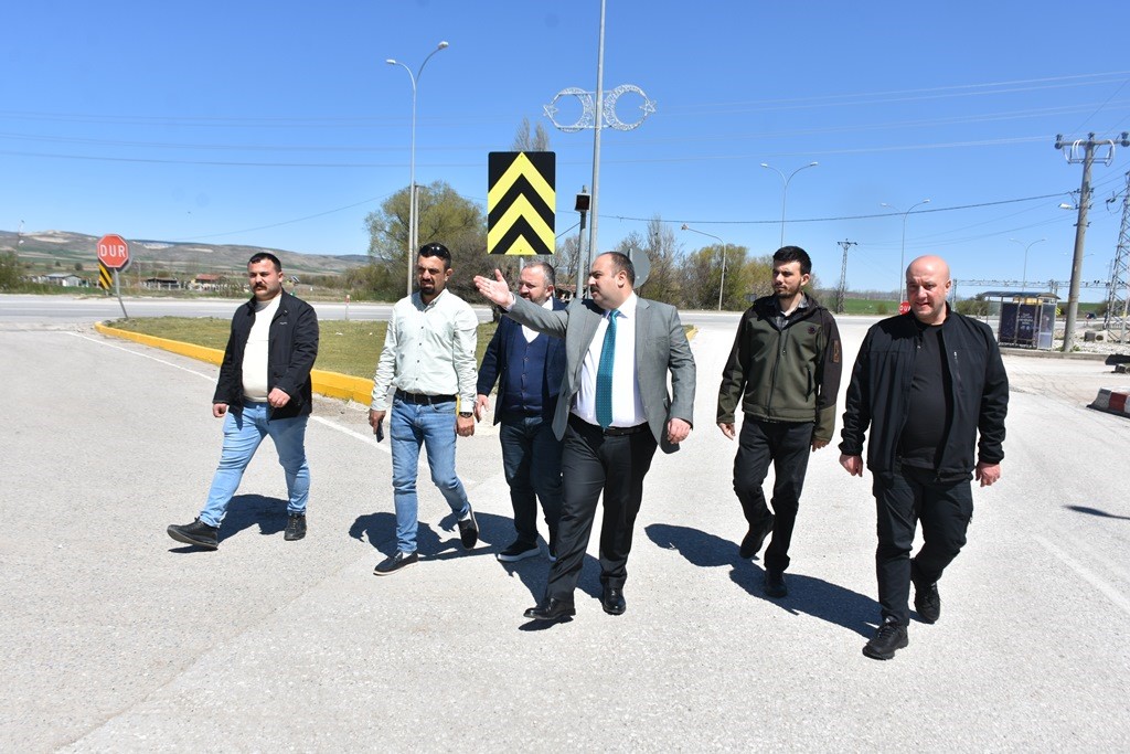 İl&ccedil;e girişini sağlayan bulvar ve caddeler yenilenecek
