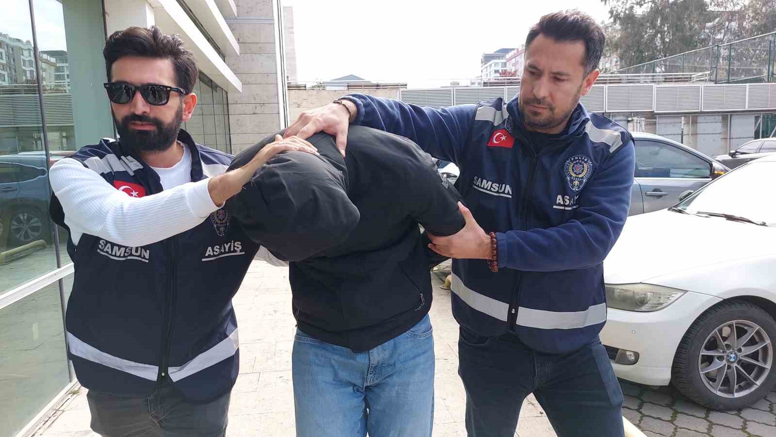 Karısını öldüren dayısının yanında bulunan genç adliyeye sevk edildi