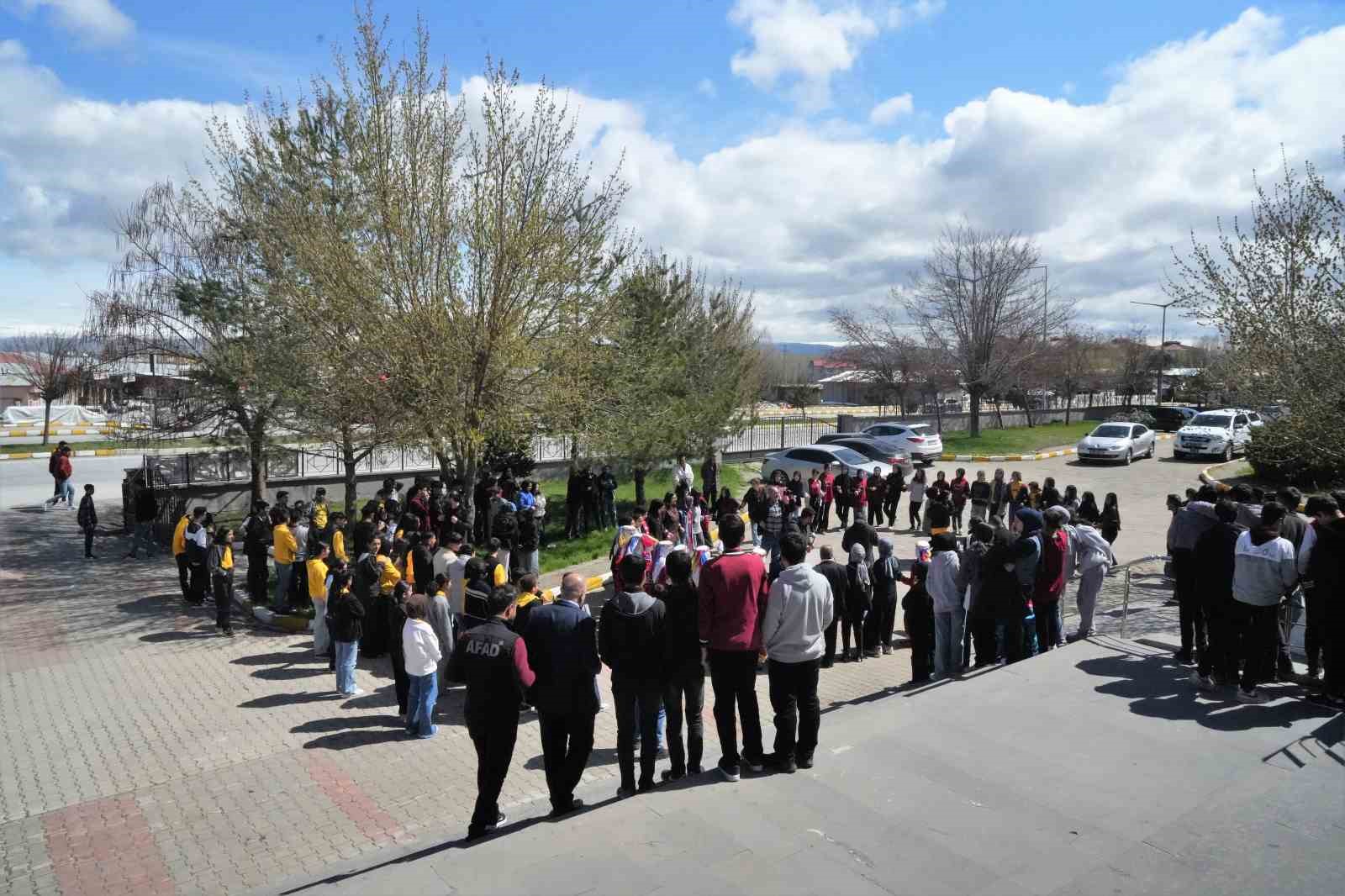 Muş&rsquo;ta Turizm Haftası renkli etkinliklerle kutlandı
