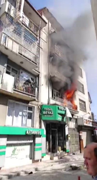 Konya&rsquo;da &ccedil;ıkan yangında 2 &ccedil;ocuk hayatını kaybetti
