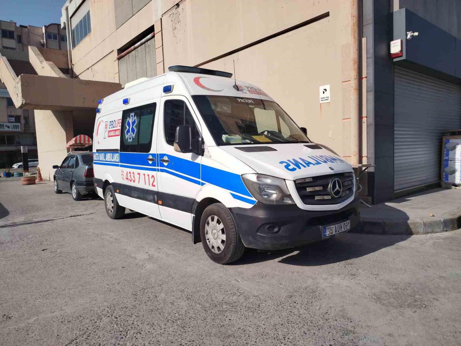 Silahlı saldırıya uğrayan ambulans şof&ouml;r&uuml; o anları anlattı

