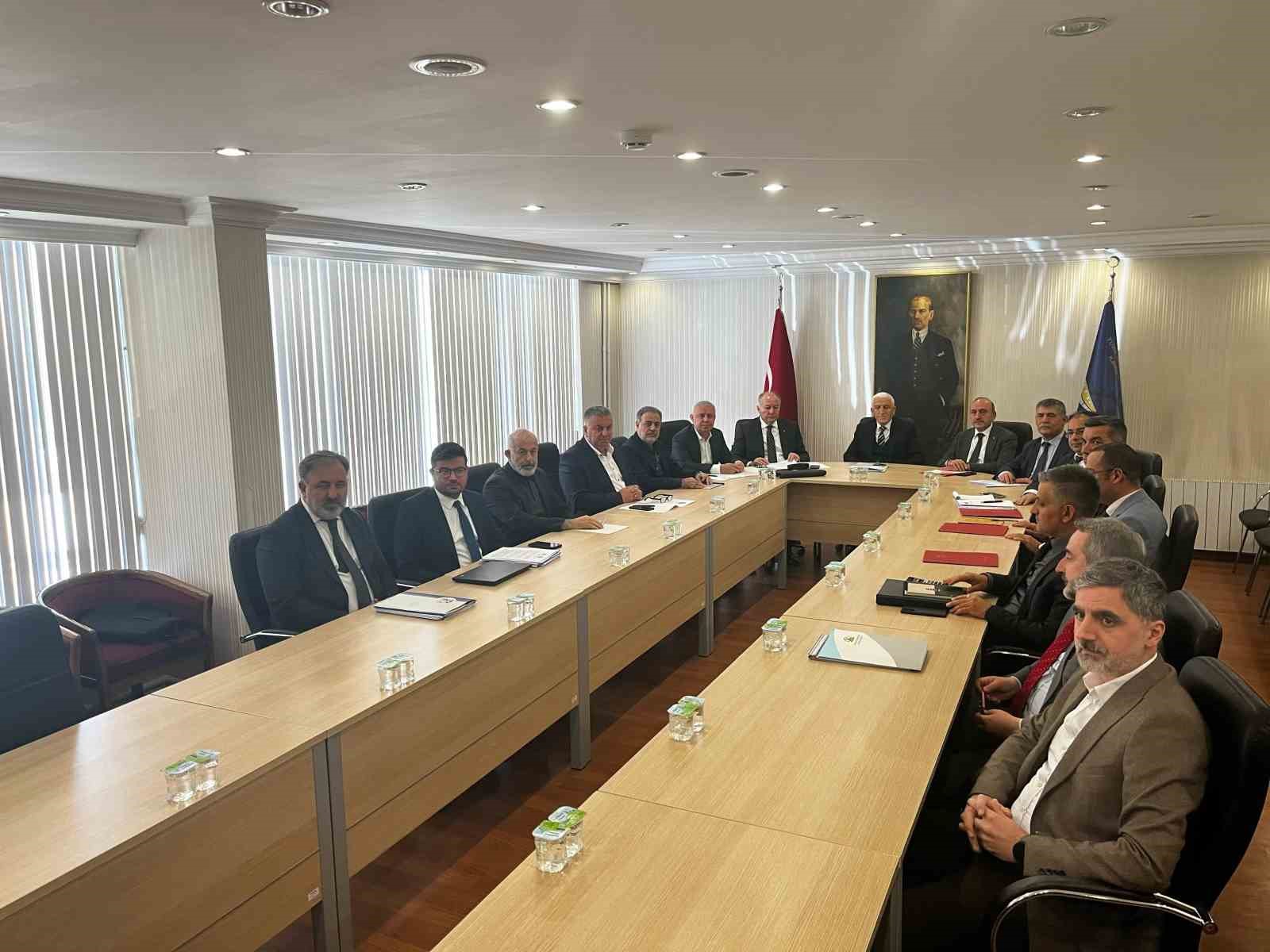 İşçi ve işveren heyetleri Kamu Toplu İş Sözleşmeleri çerçevesinde bir araya geldi