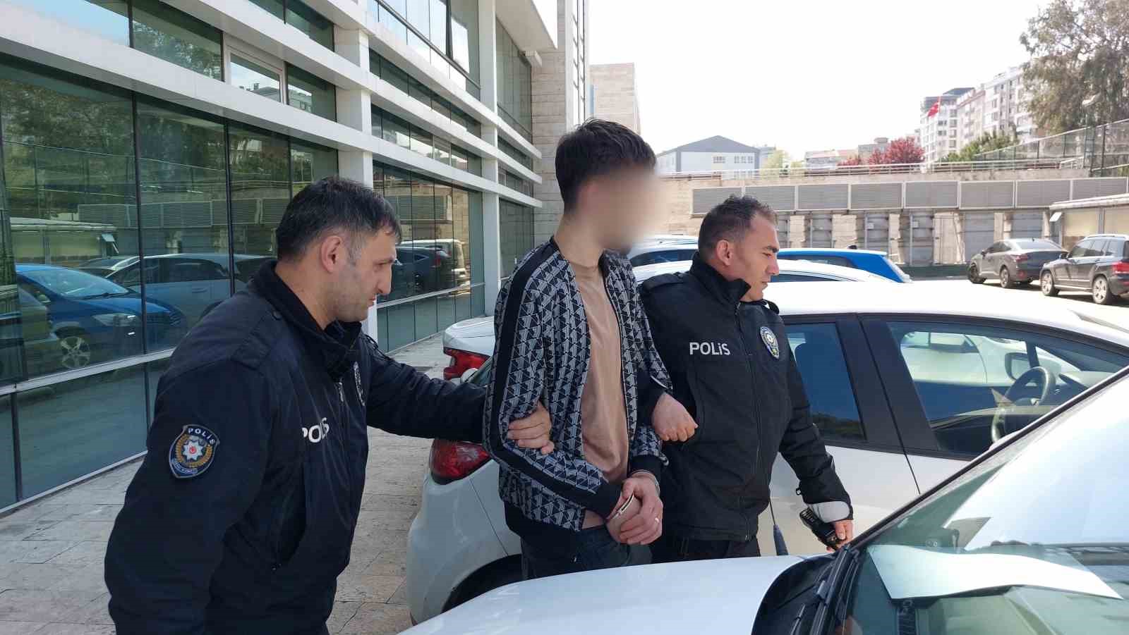 Annesini ve kız kardeşini tehdit eden şahıs tutuklandı