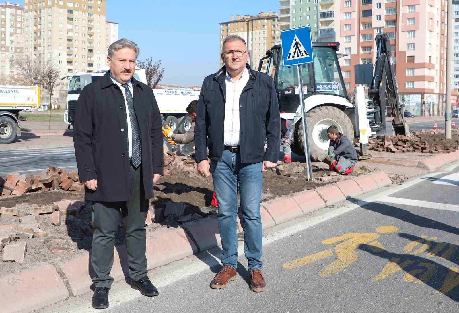 Başkan Palancıoğlu: "Daha yeşil ve daha estetik bir Melikgazi için çalışıyoruz"