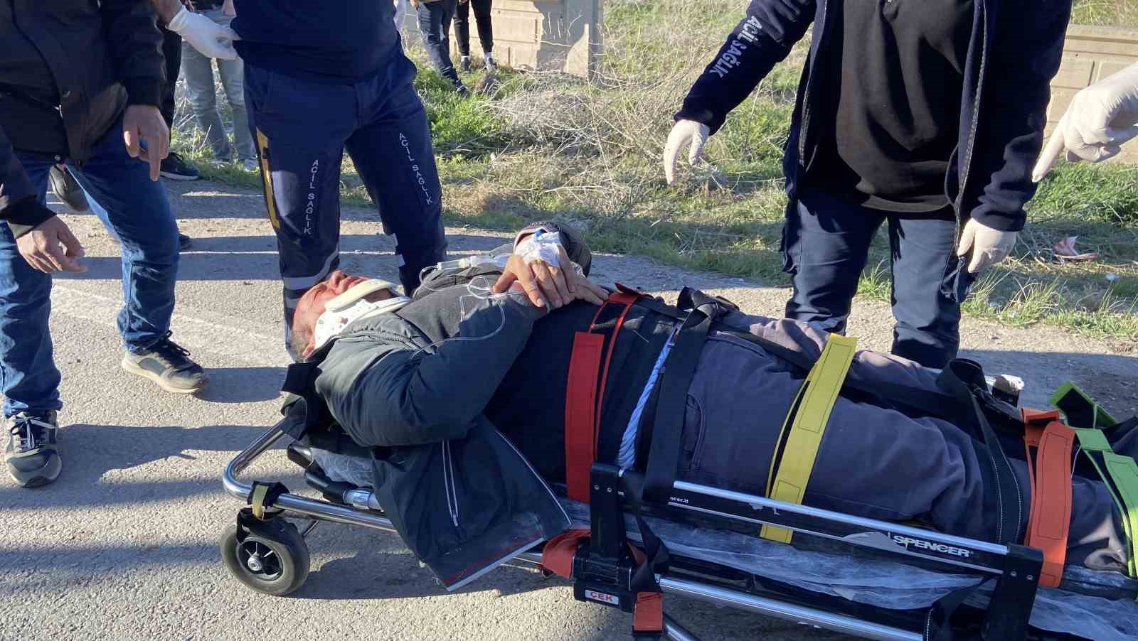 Aksaray’da iki otomobil çarpıştı: 1’i ağır 4 yaralı