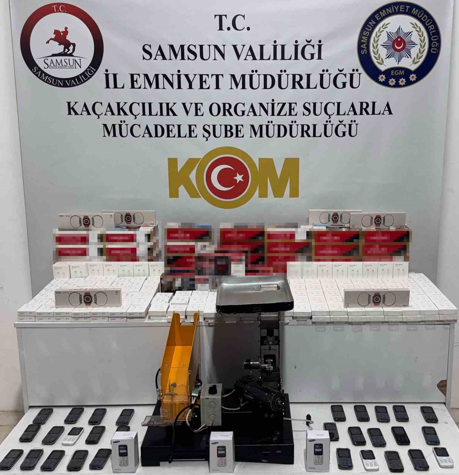 Samsun’da gümrük kaçağı tütün mamülleri ve elektronik malzeme ele geçirildi
