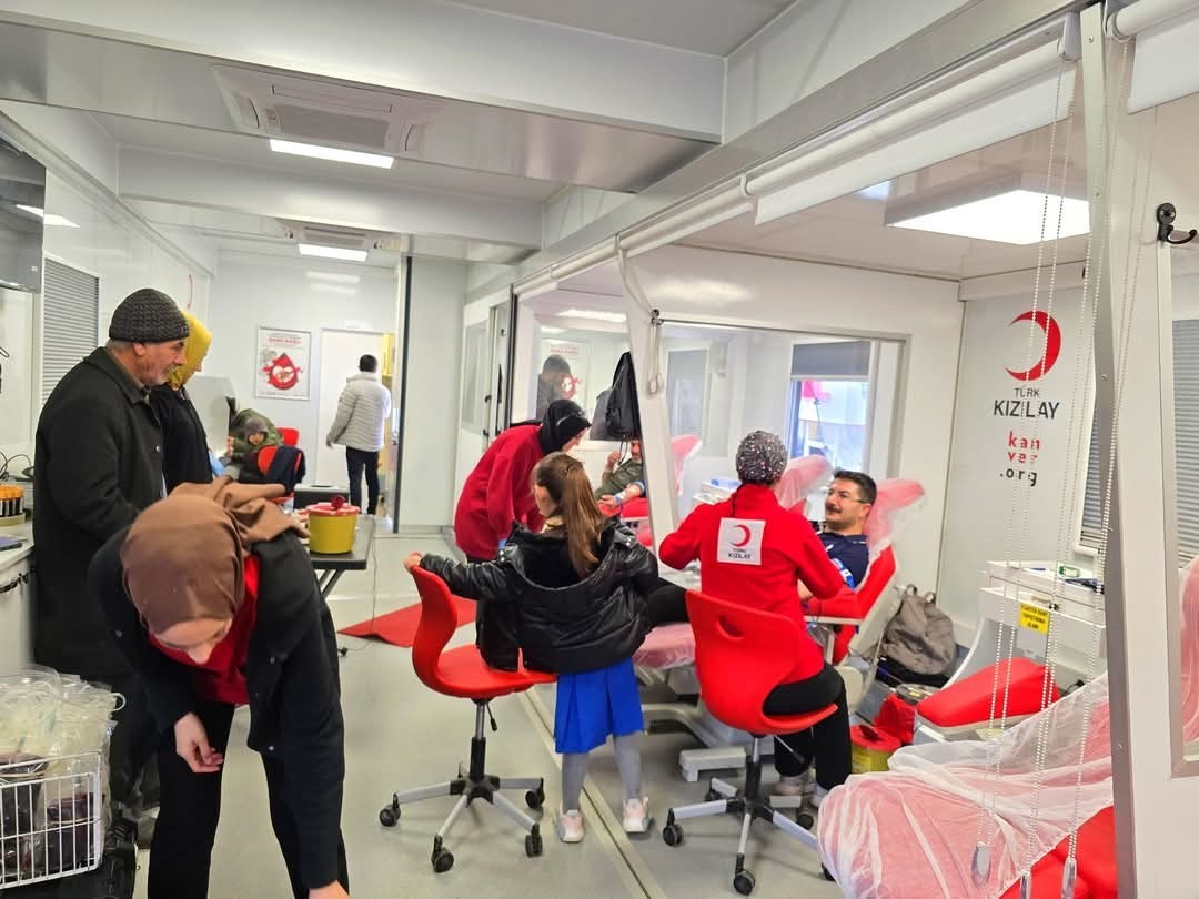 Diyadin&rsquo;de kan bağışı kampanyası
