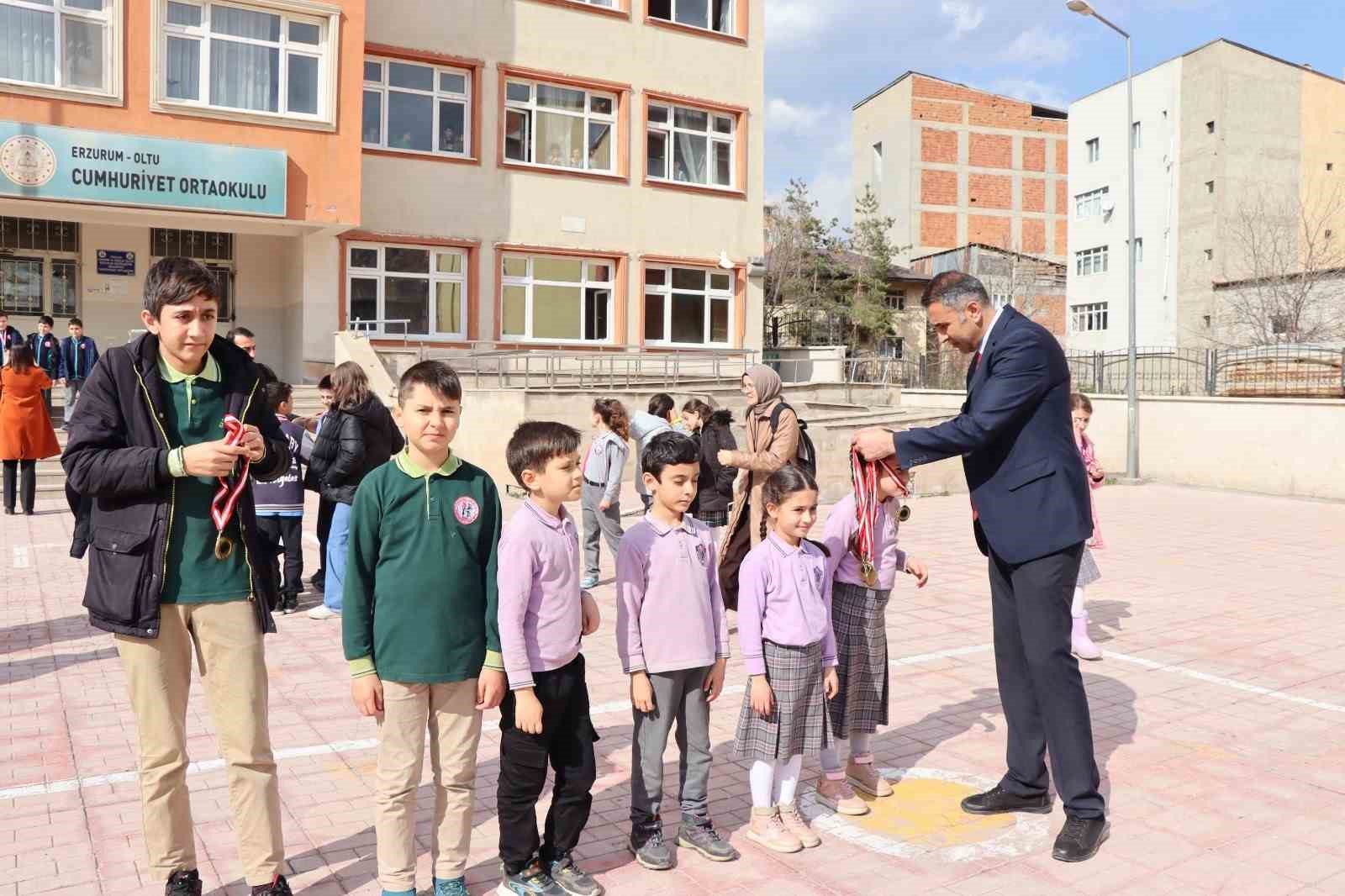 &Ouml;ğrenciler akıl ve zeka oyunlarında buluştu
