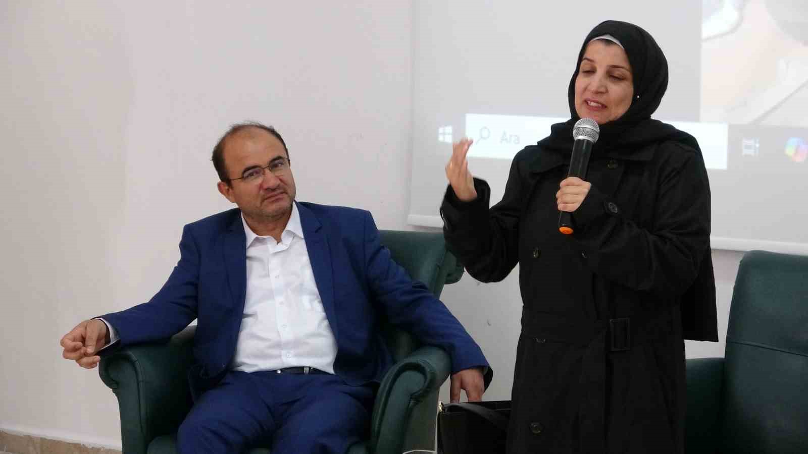 Prof. Dr. Uygun, gönüllü doktor olarak 65 gün görev yaptığı Gazze’de yaşadıklarını anlattı