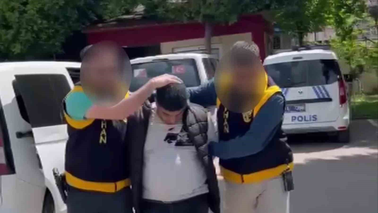 Adana’da ’çocuğun istismarı’ suçundan 26 yıl hapisle aranan şahıs yakalandı