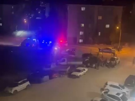 Dört aracın karıştığı zincirleme kazada maddi hasar oluştu