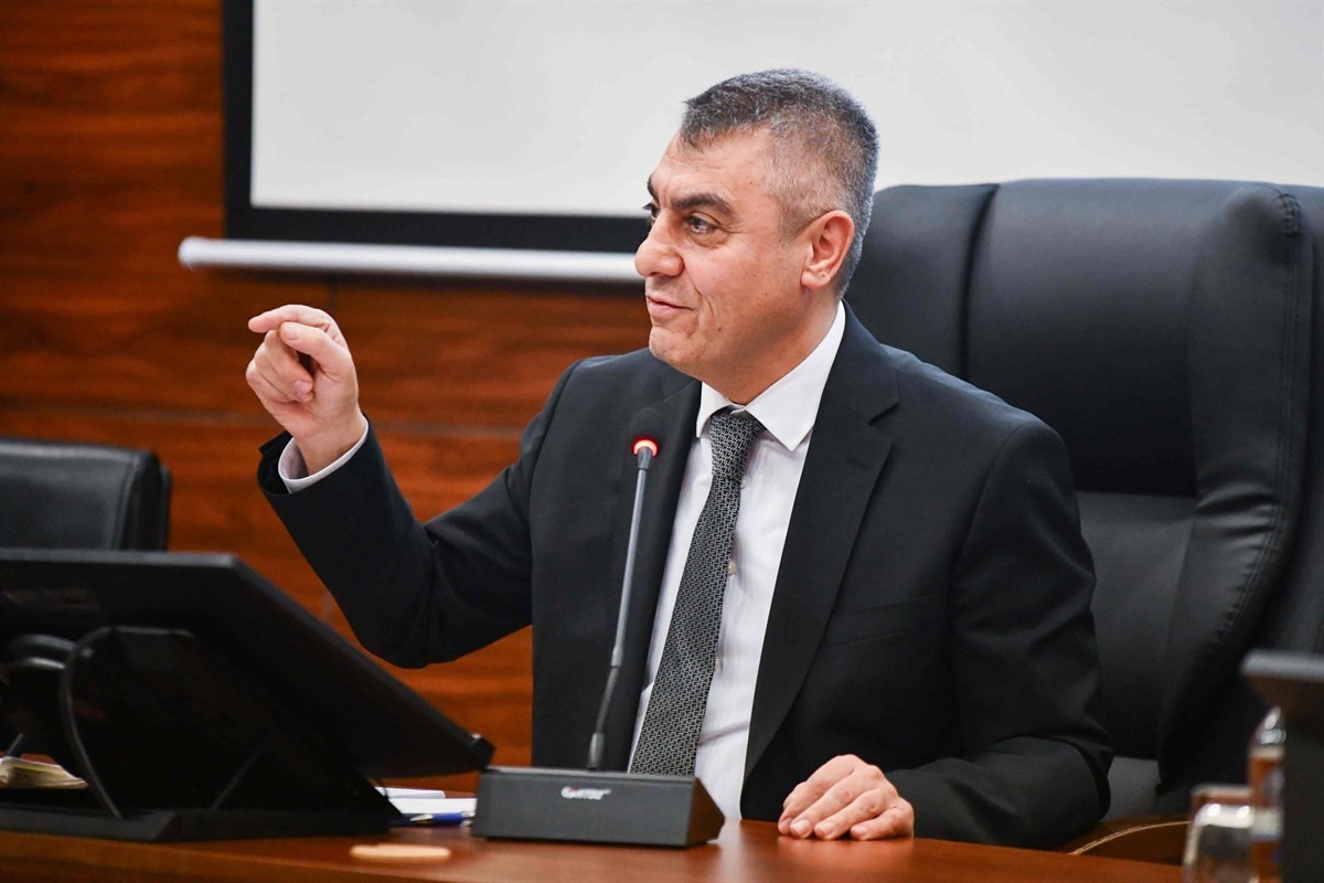 Vali Toros: "Mersinimize değer katacak projeleri hayata ge&ccedil;ireceğiz"
