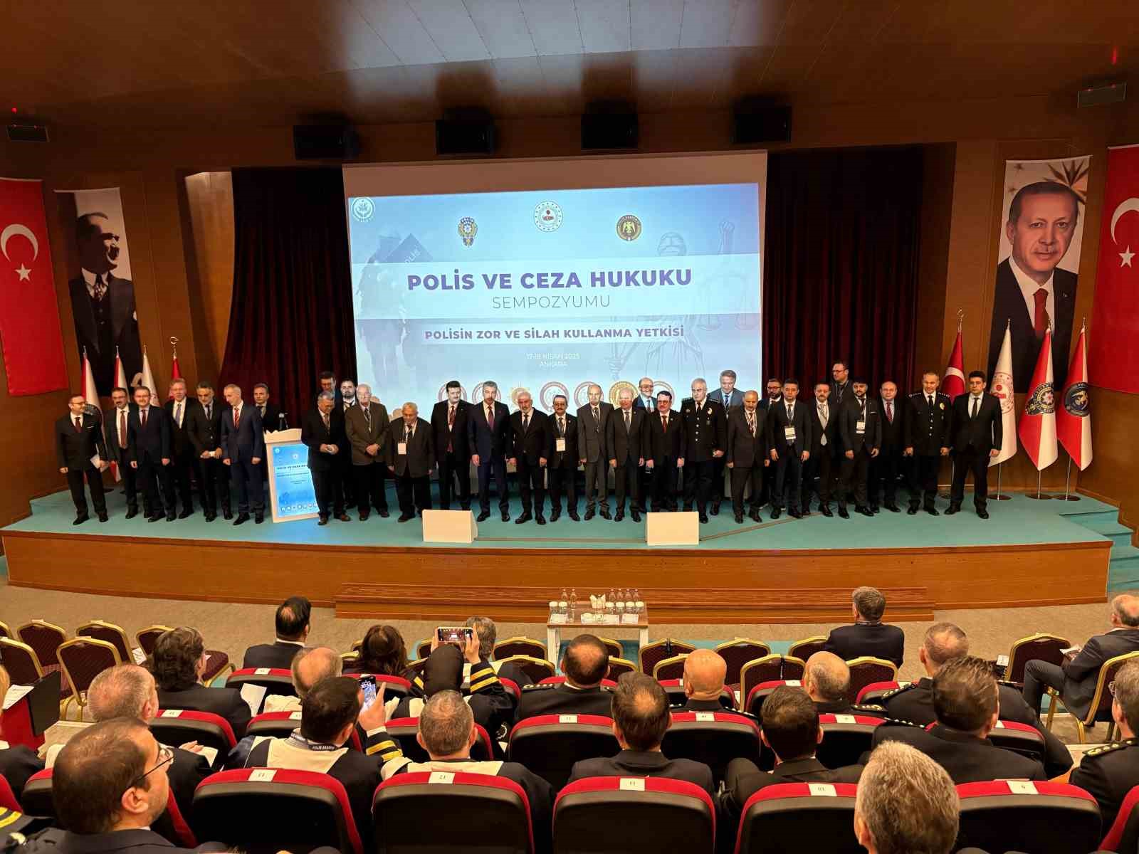 Bakan Yardımcısı Sağlam: "Polisin en önemli ve en güçlü zırhı hukuki bilgisidir"