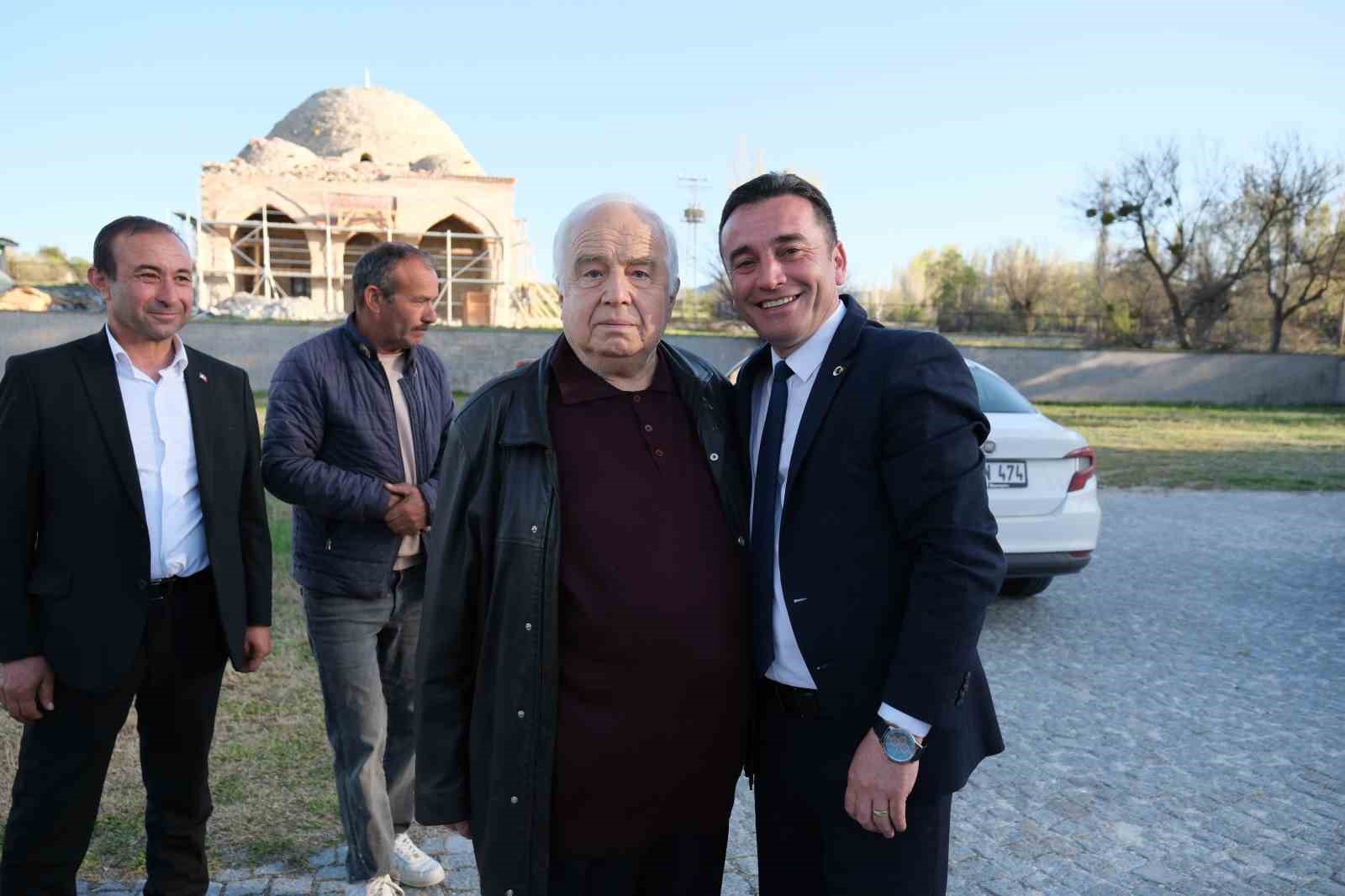 &Ouml;d&uuml;ll&uuml; projeyi yerinde incelediler
