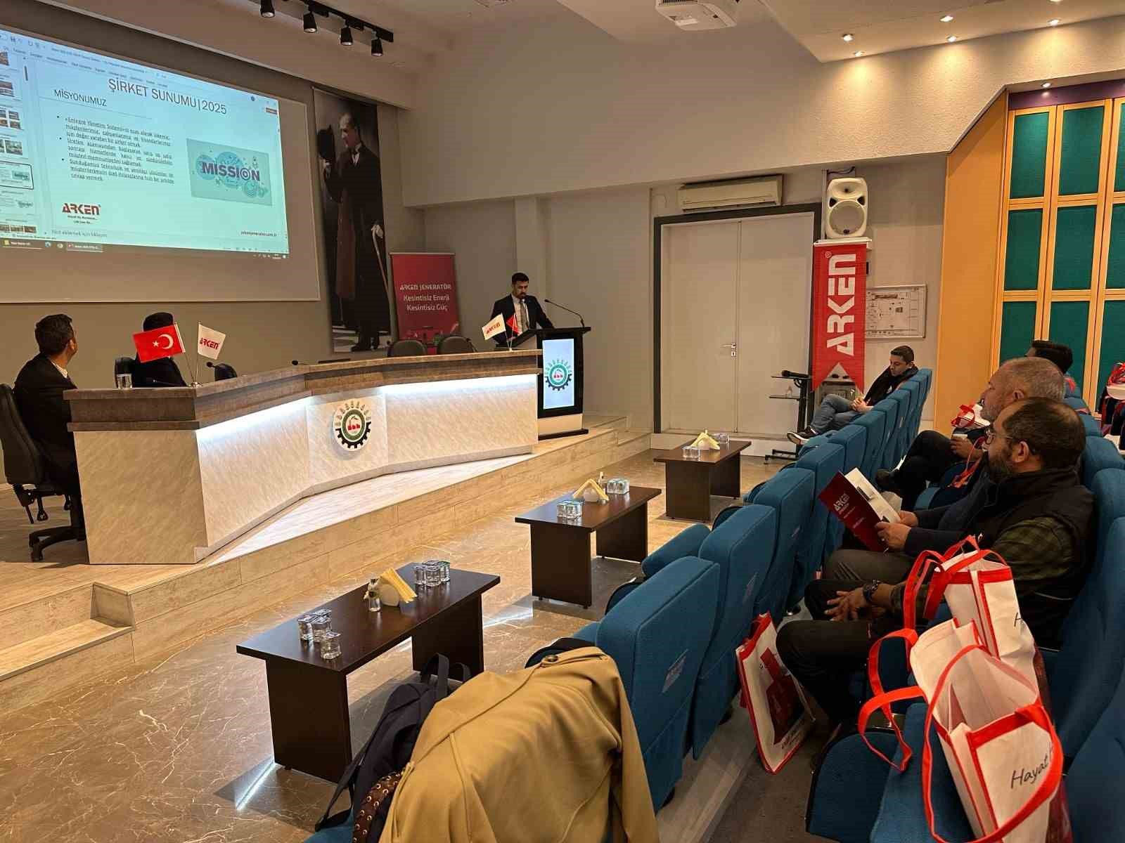 Denizli OSB’de sanayicilere jeneratör seçimi ve senkronizasyon sistemleri anlatıldı