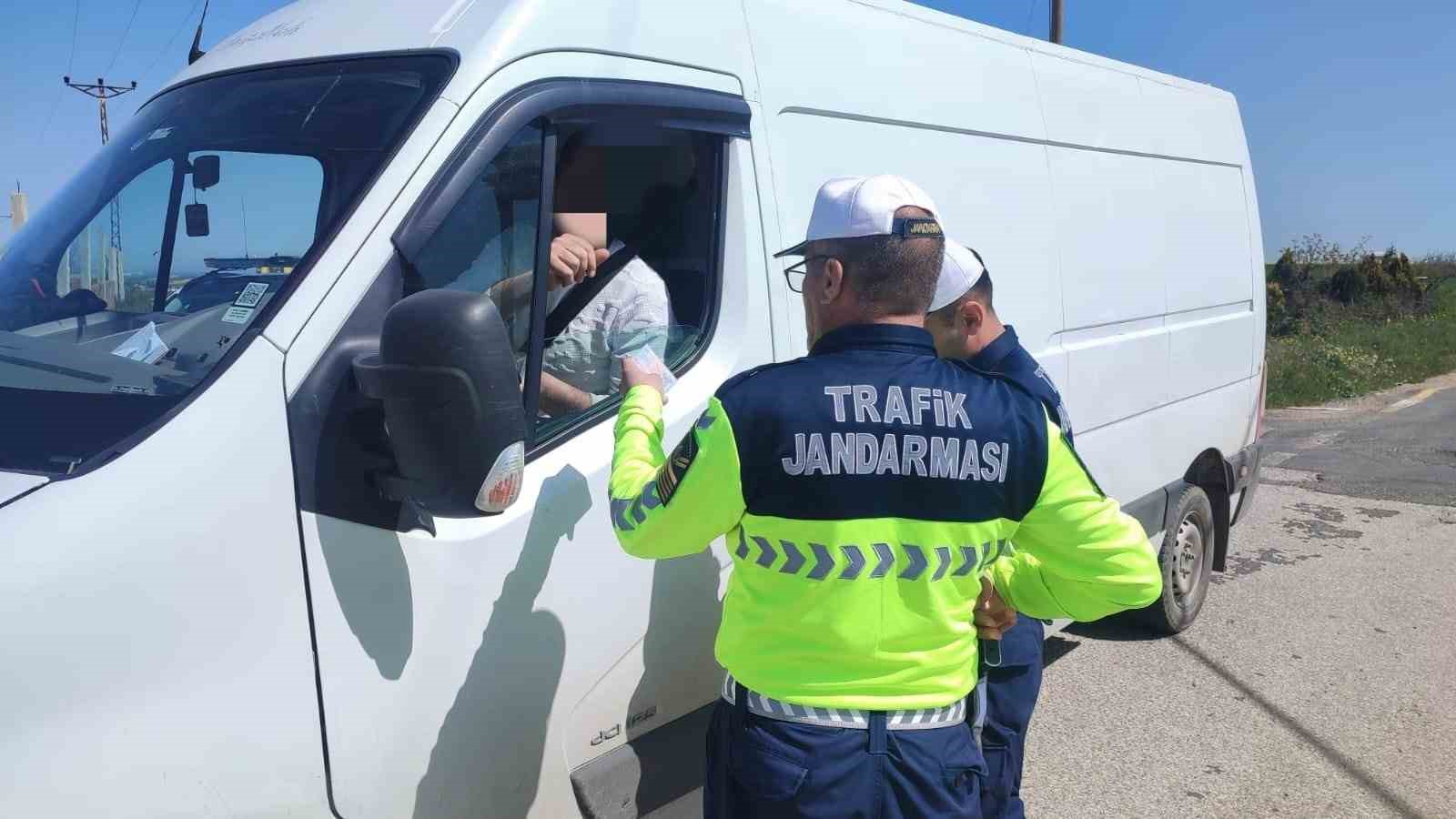 Jandarmadan trafikte sıkı denetim: 460 bin TL ceza uygulandı
