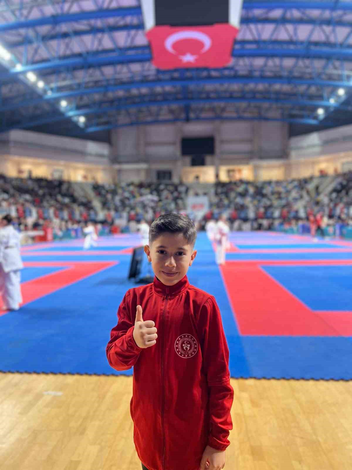 Manyas Belediyespor’un 4 sporcusu milli takım kadrosuna seçildi