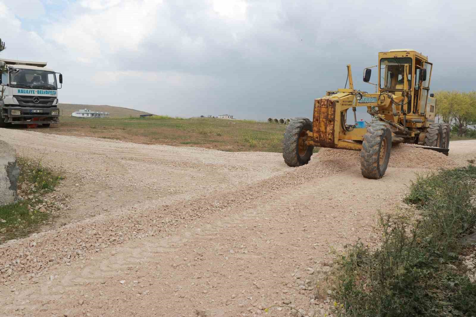 Haliliye kırsalı yeni yollara kavuşuyor
