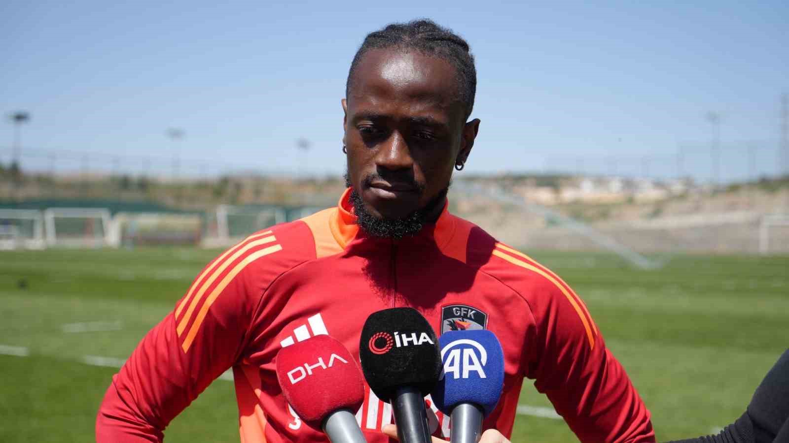 Emmanuel Boateng: "Başakşehir maçını kazanmak istiyoruz"