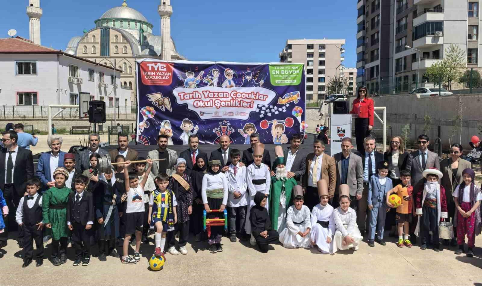 Diyarbakır’da okul şenlikleri başladı