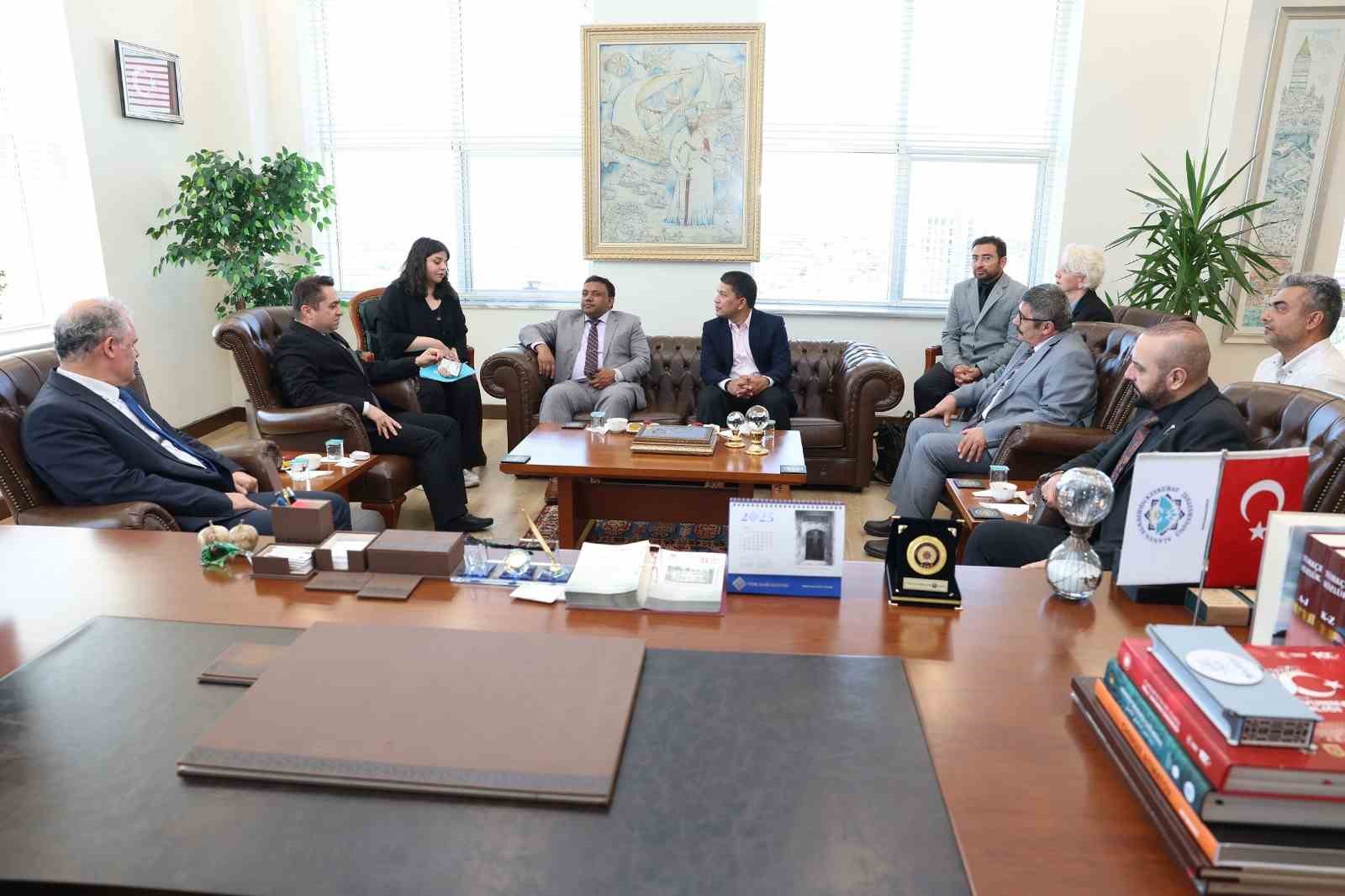 ALKÜ, Noakhali Üniversitesi ile ilişkileri geliştiriyor