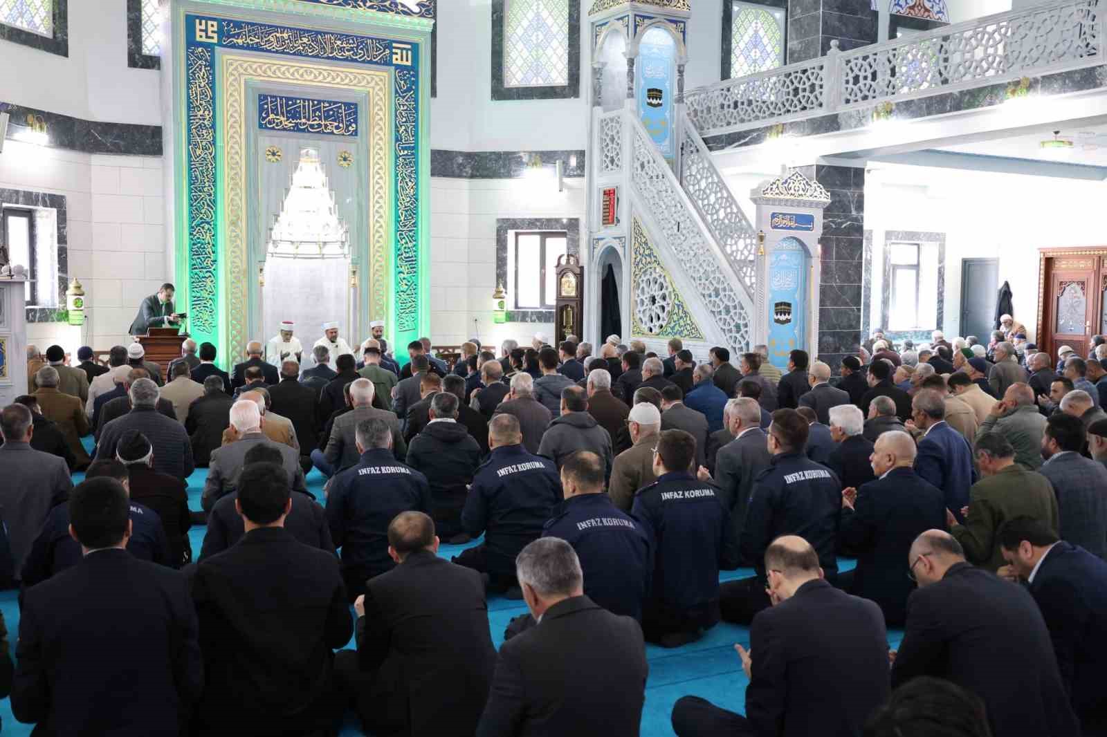 Şehit Cengiz Yiğit için mevlid programı düzenlendi