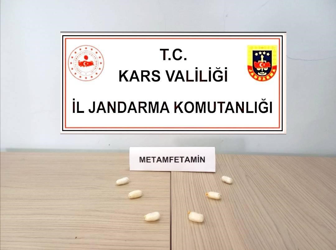 Kars’ta jandarmadan uyuşturucu operasyonu
