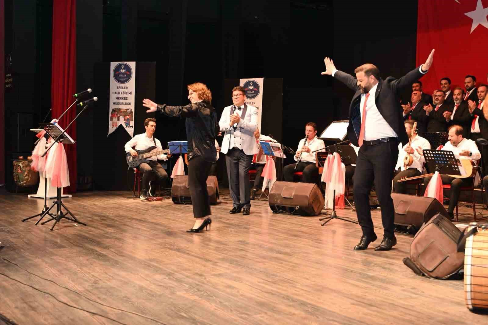 Anadolu türküleri izleyenleri mest etti