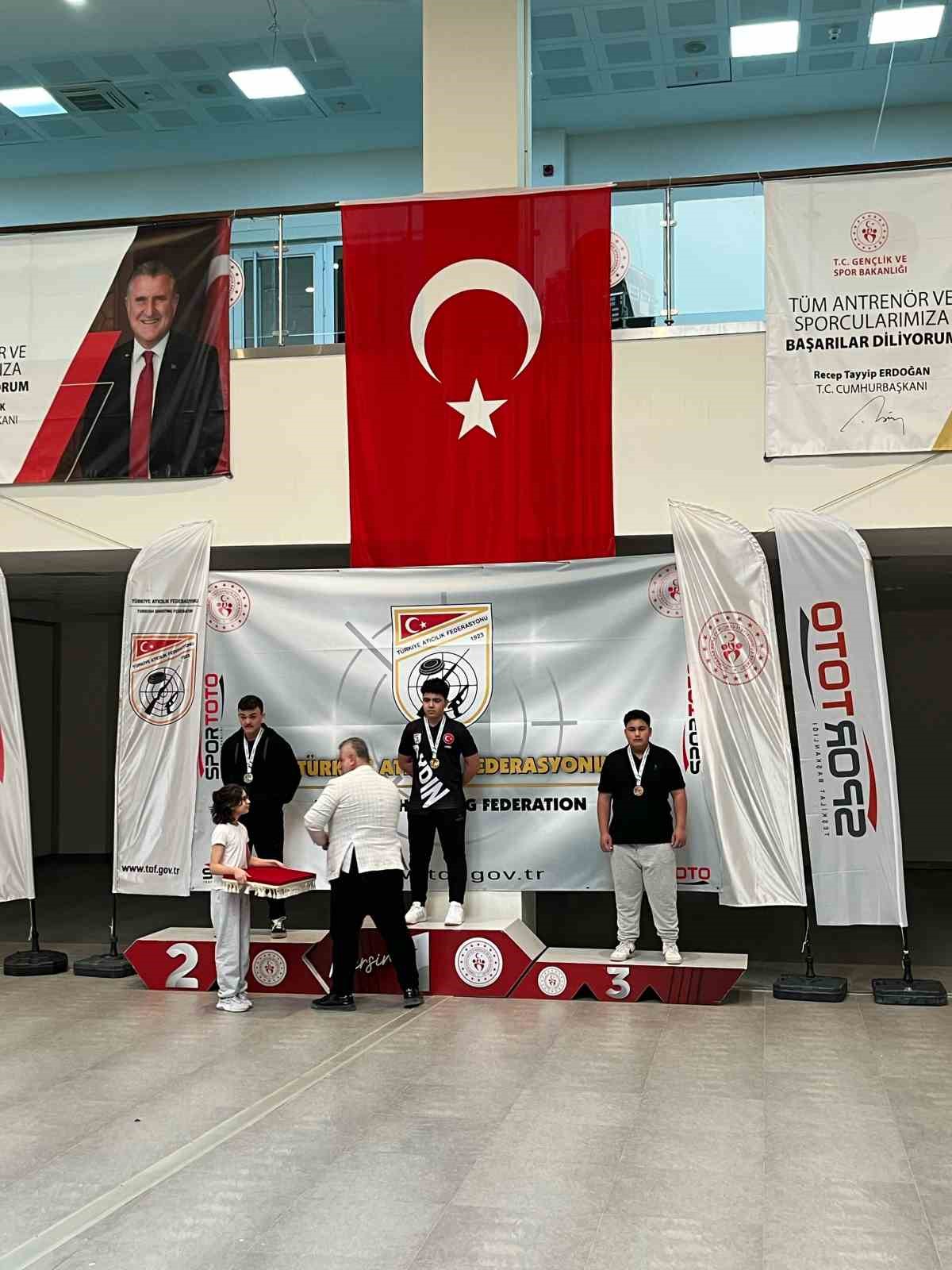 Aydınlı sporculardan Türkiye şampiyonasında çifte zirve