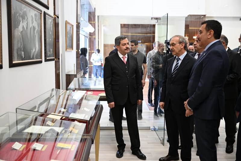 Merhum cumhurbaşkanı Turgut &Ouml;zal, adını taşıyan &uuml;niversitede unutulmadı
