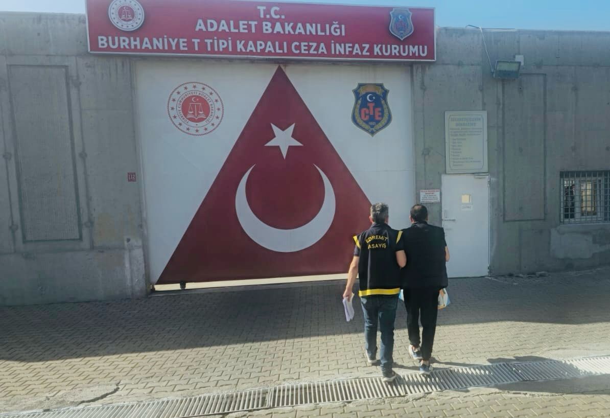 Balıkesir’de aranan 26 şahıs yakalandı