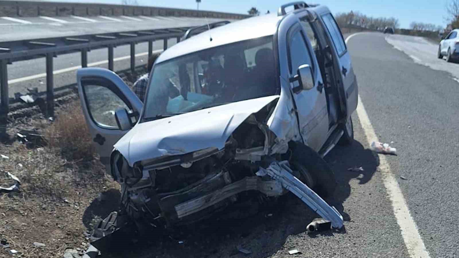 Kırıkkale’de zincirleme kaza: 2 yaralı