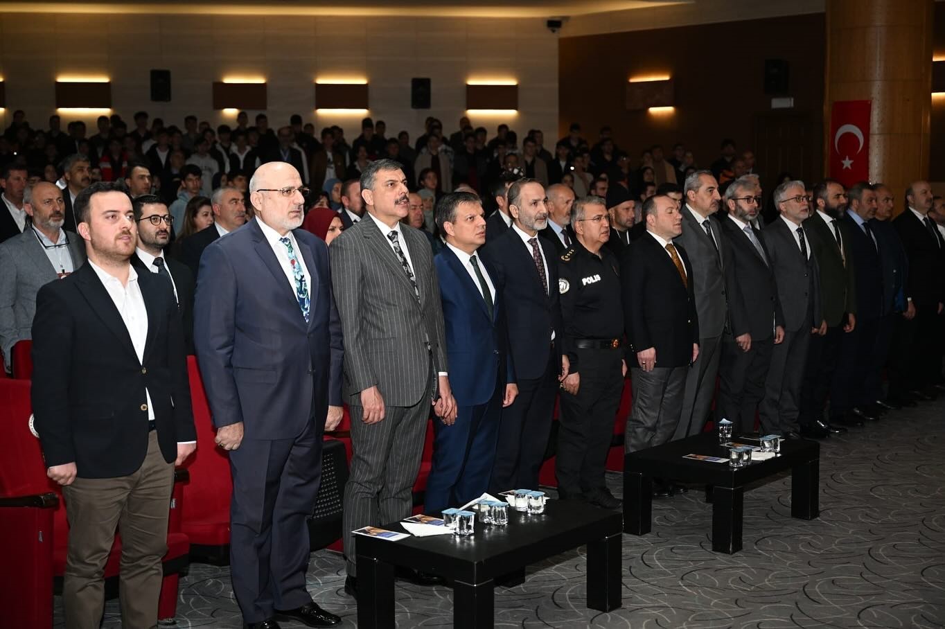 Genç muhafızlar hafızlık yarışması Erzurum’da yapıldı