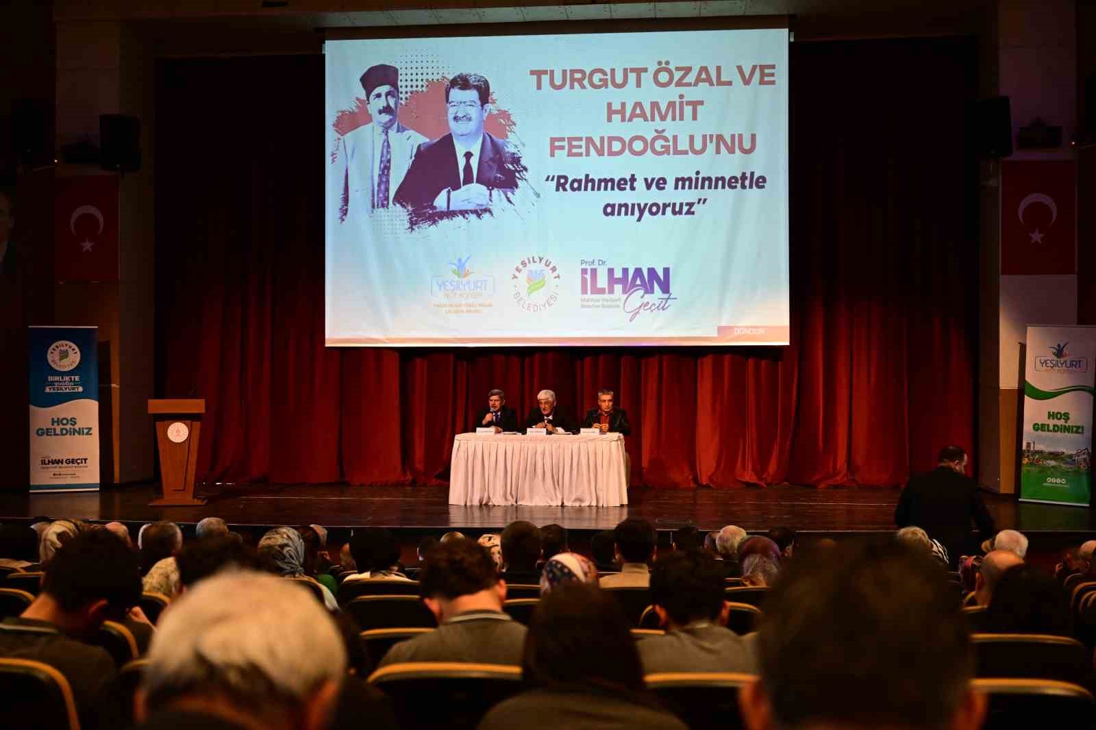 Malatya’da 8’inci Cumhurbaşkanı Turgut Özal ile Başkan Hamit Fendoğlu anısına panel düzenlendi