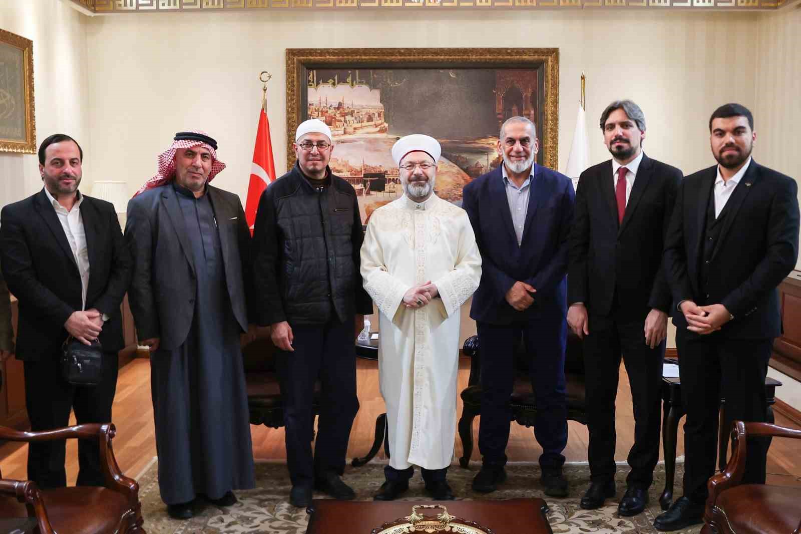 Diyanet İşleri Başkanı Erbaş, Filistinli Alimler Heyet’ini kabul etti