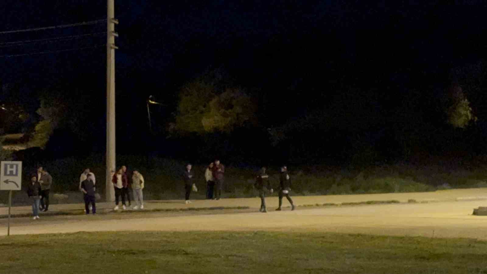 Unutulan çanta fünye ile patlatıldı