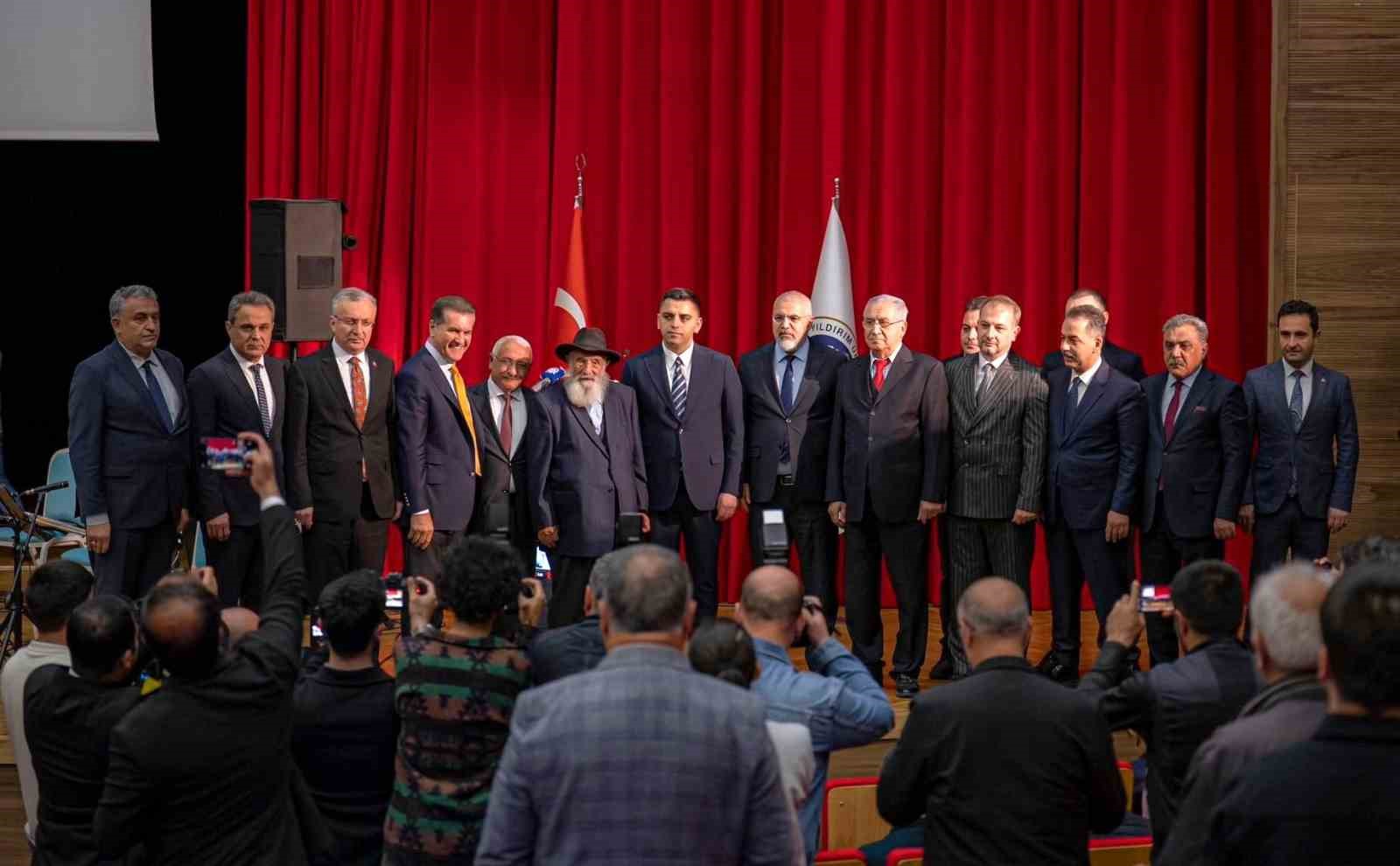 Erzincan’da Alevi dedesi Uğurlu için ’Vefa Etkinliği’ düzenlendi