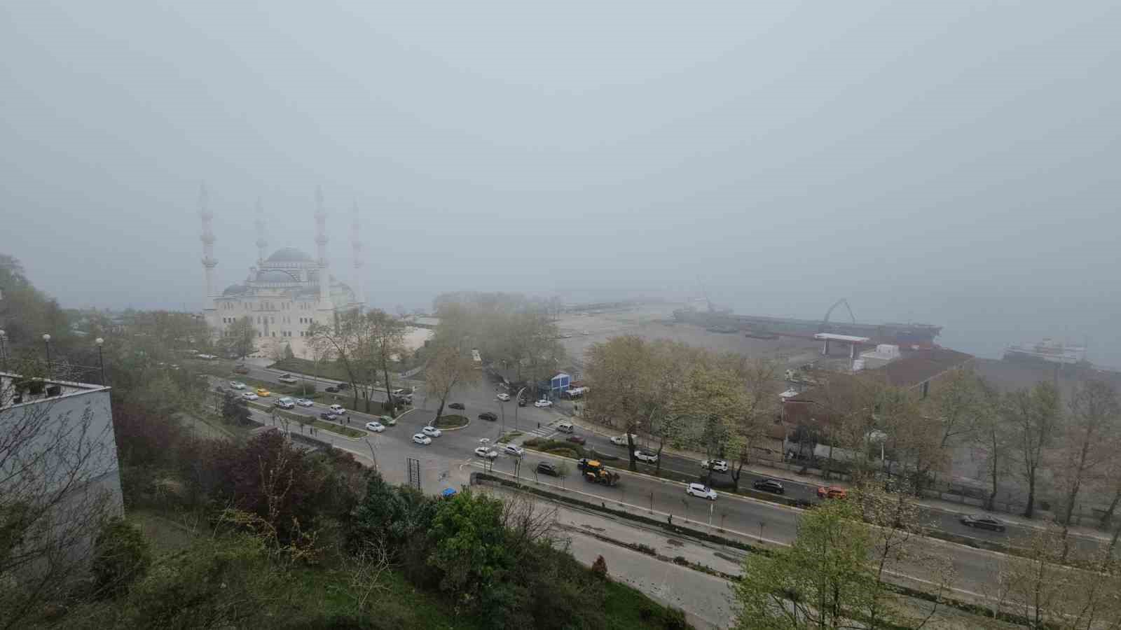 Zonguldak’ta yoğun sis etkili oldu