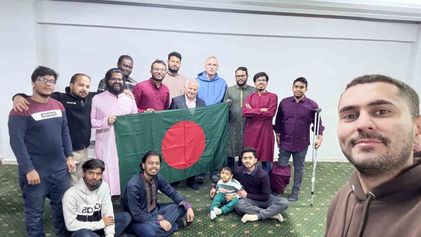 Uluslararası öğrencilere ‘Bir fincan kahve’ projesi