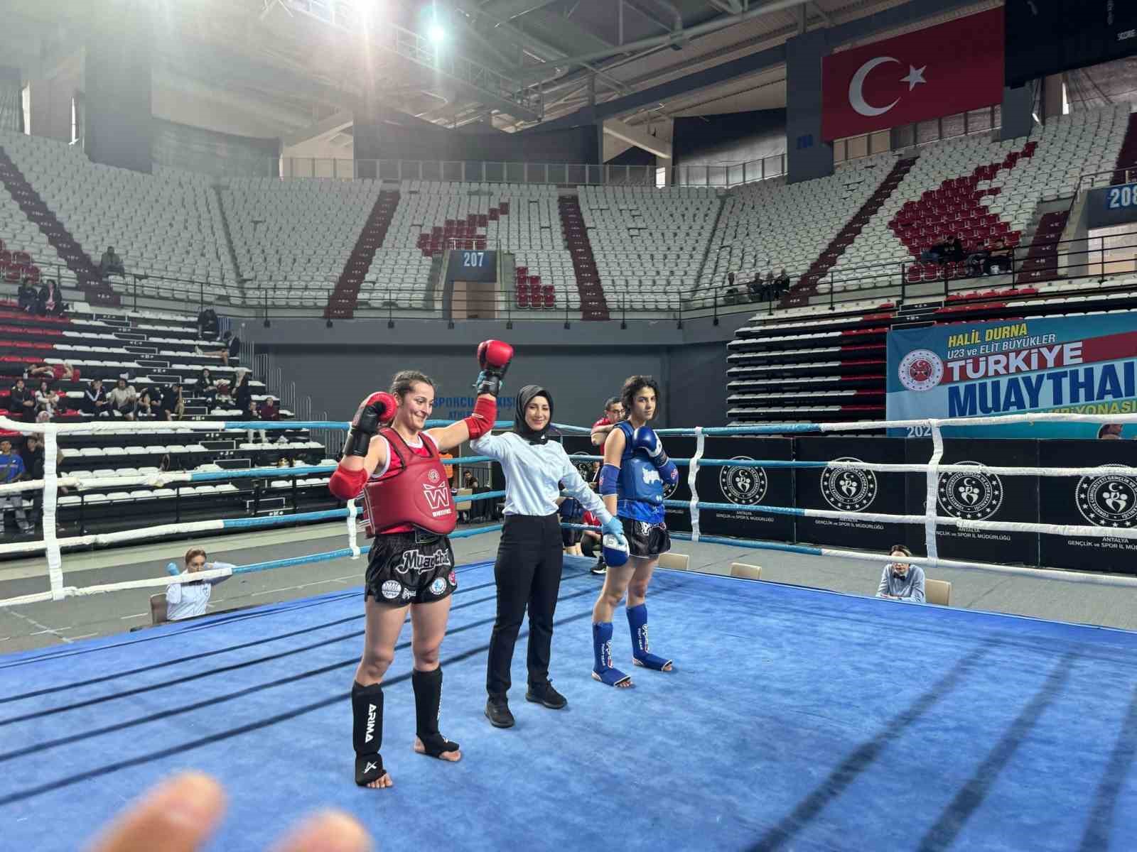 Muaythai Türkiye Şampiyonasına Manisa damgası