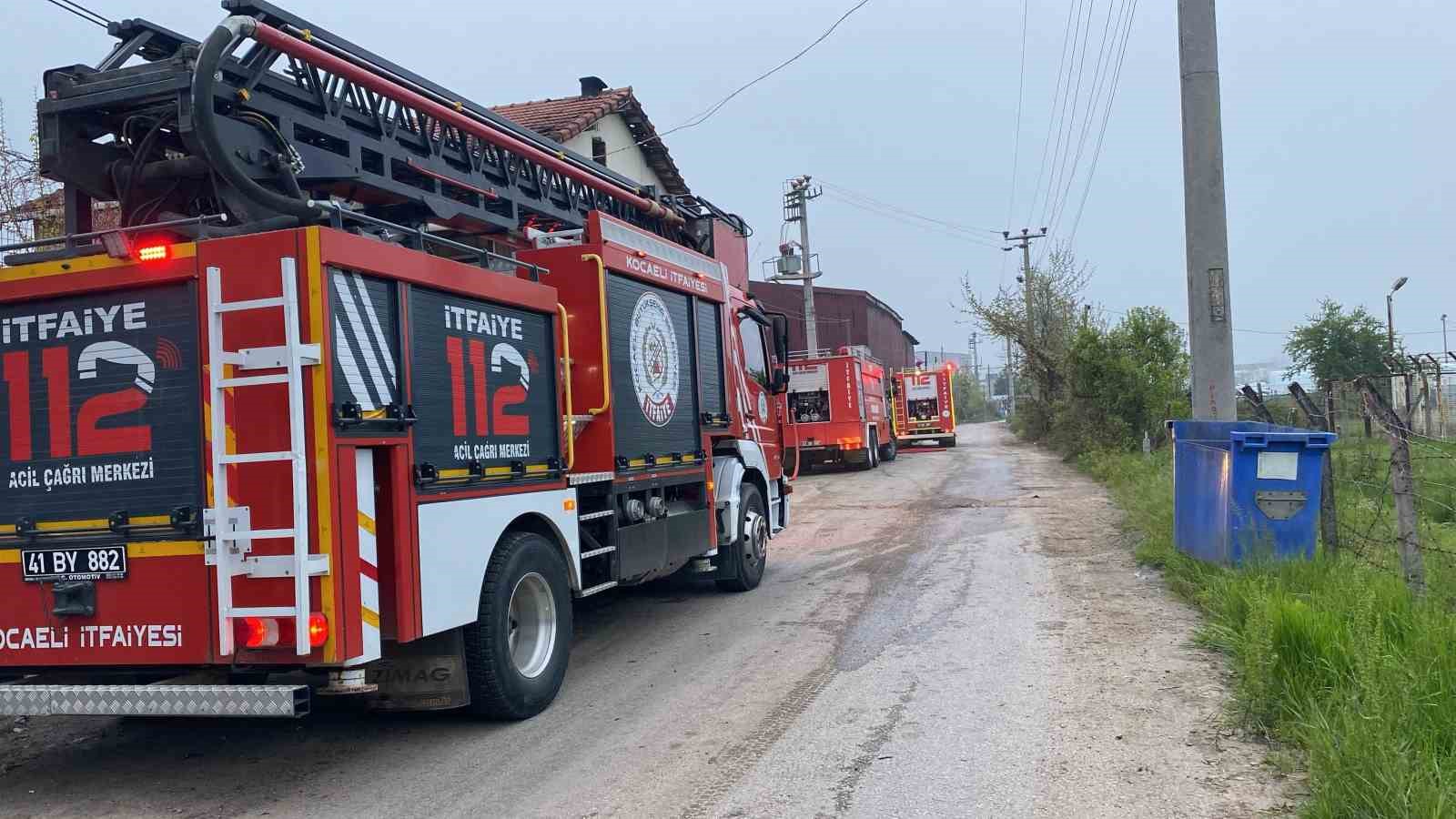 Geri dönüşüm tesisinde yangın
