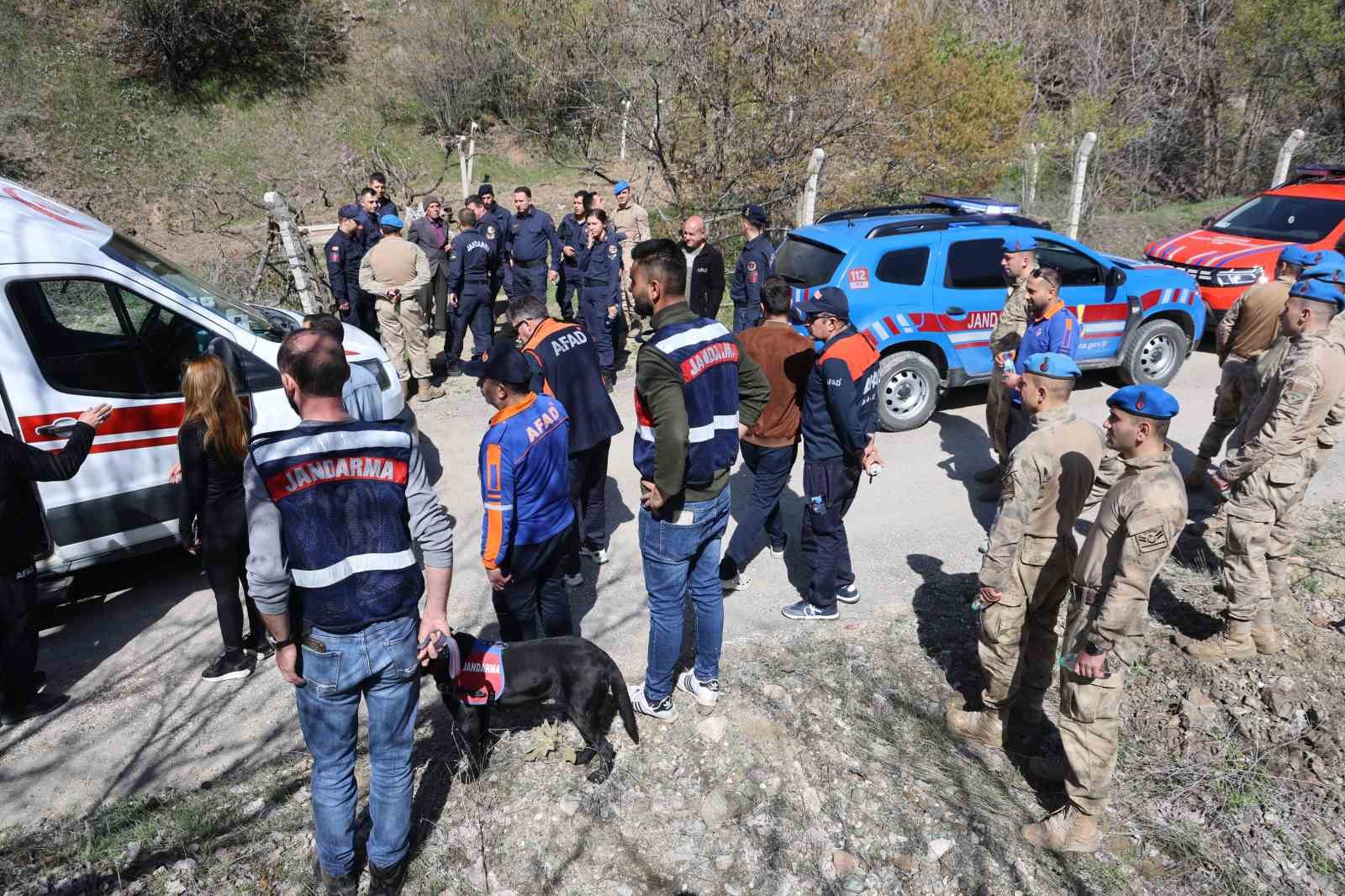 Elazığ’daki kayıp şahıs jandarma ekiplerince bulundu: 41 saat boyunca bir parça ekmekle hayata tutundu