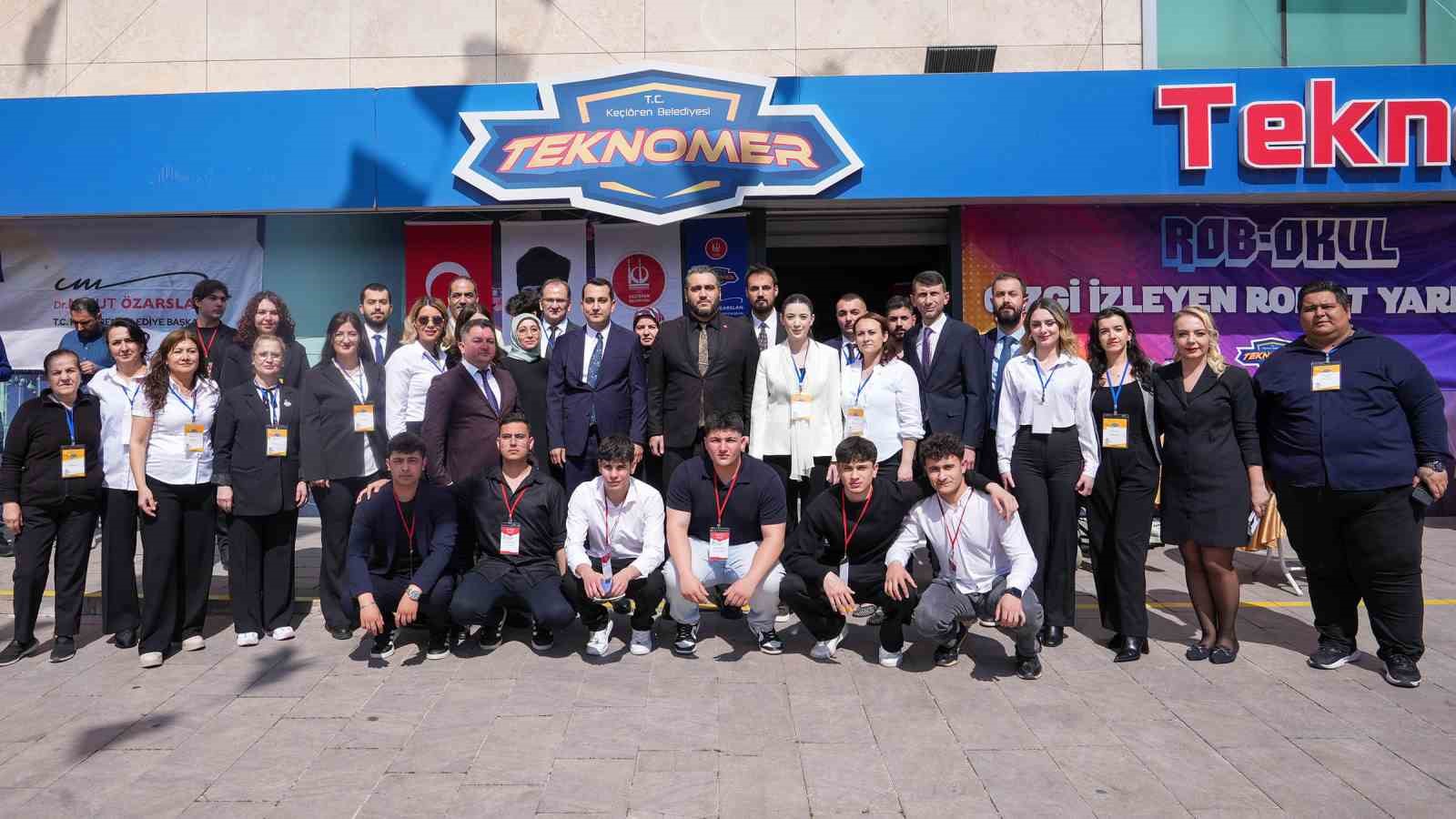 Robot yarışmasında ödüller sahiplerini buldu