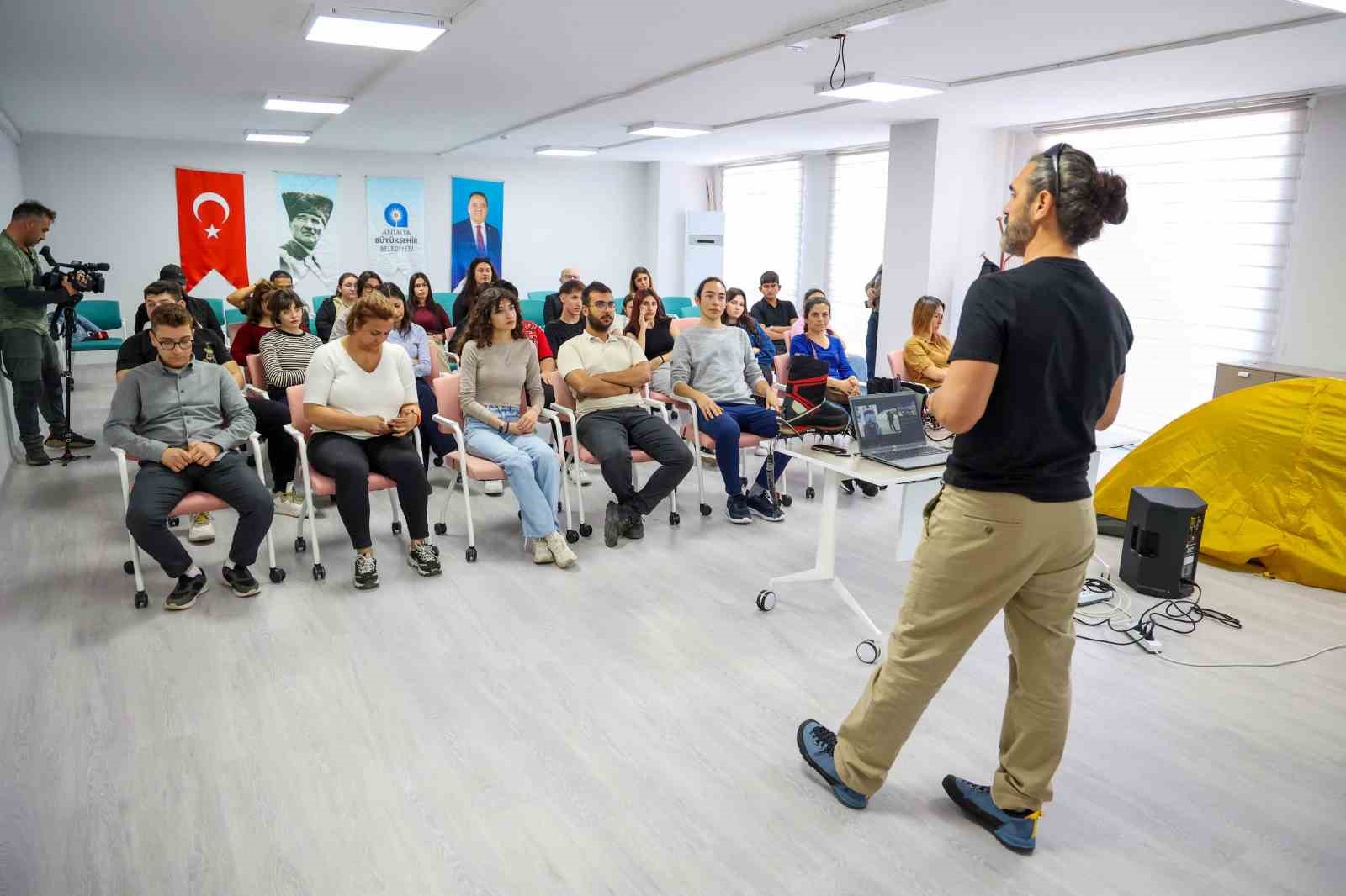 HUB Antalya’da ilham veren eğitim