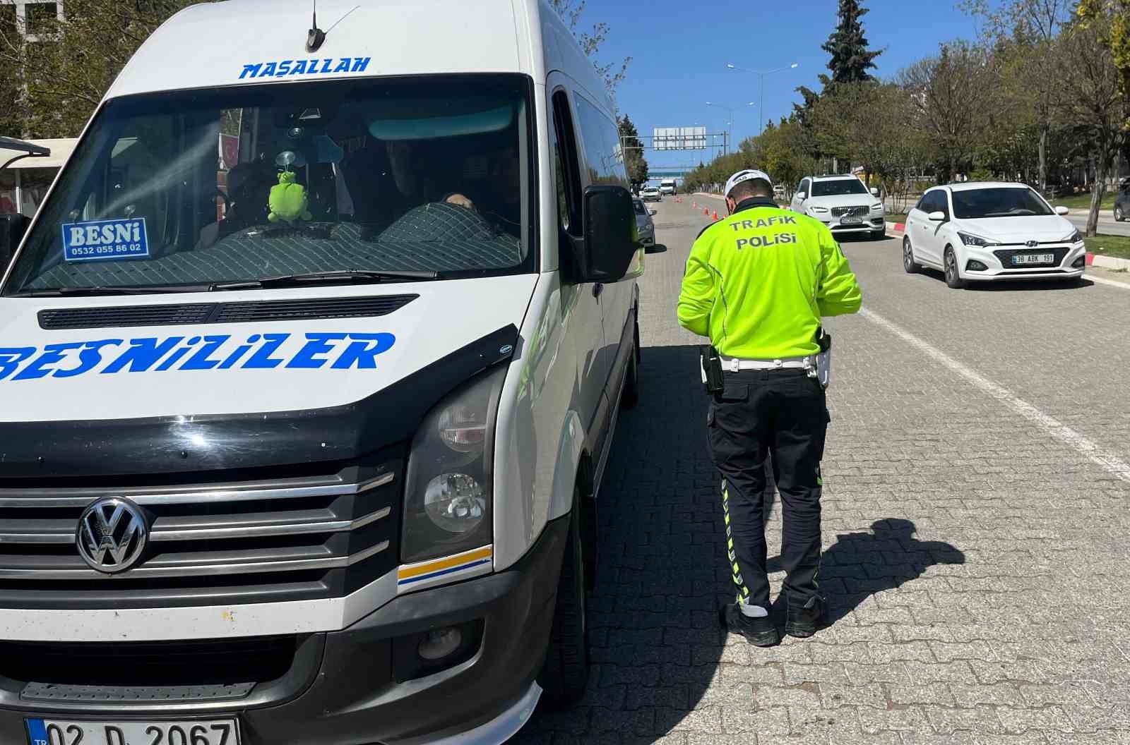 Besni’de huzurlu sokaklar uygulaması yapıldı