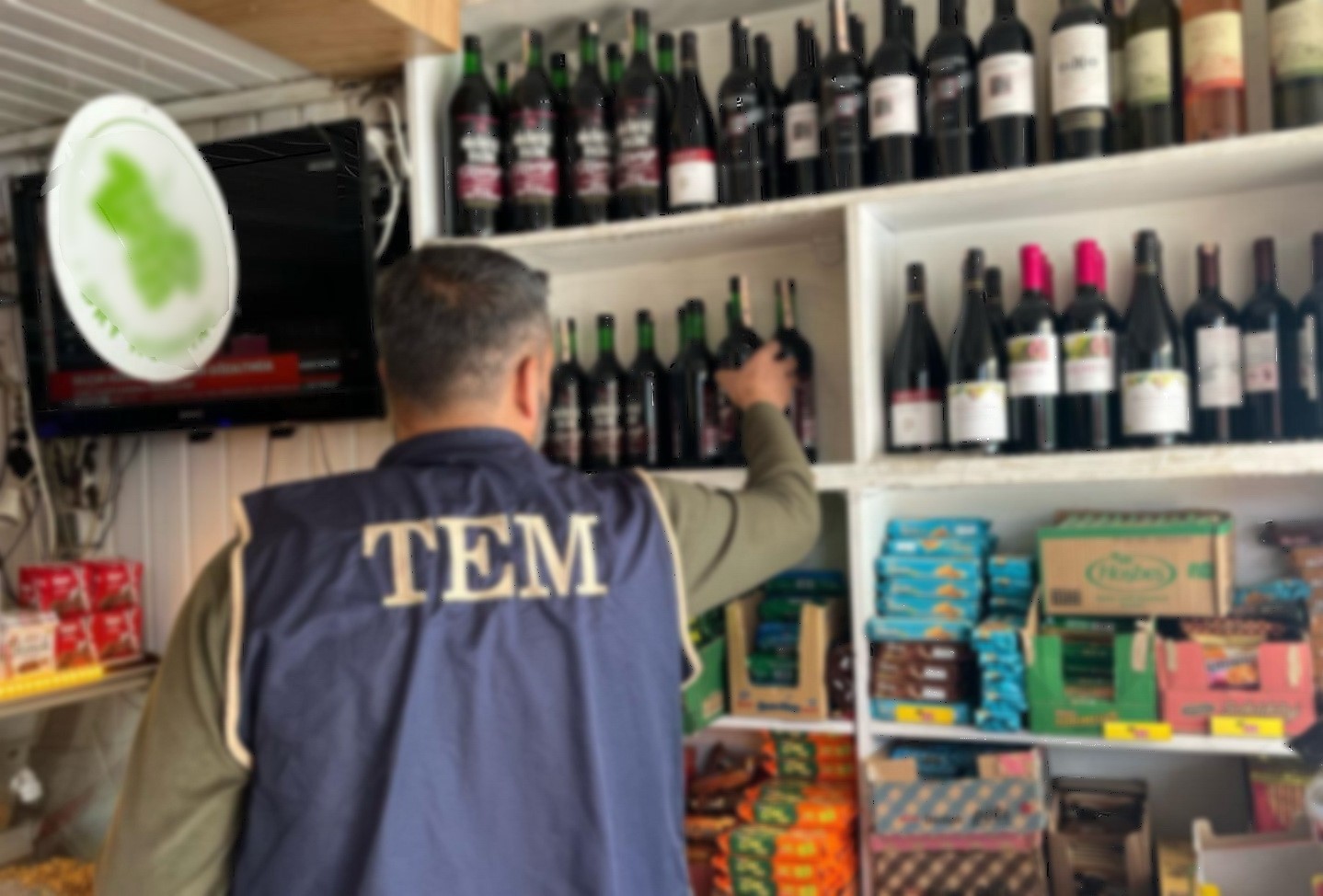 Besni’de kaçak içki denetimi yapıldı